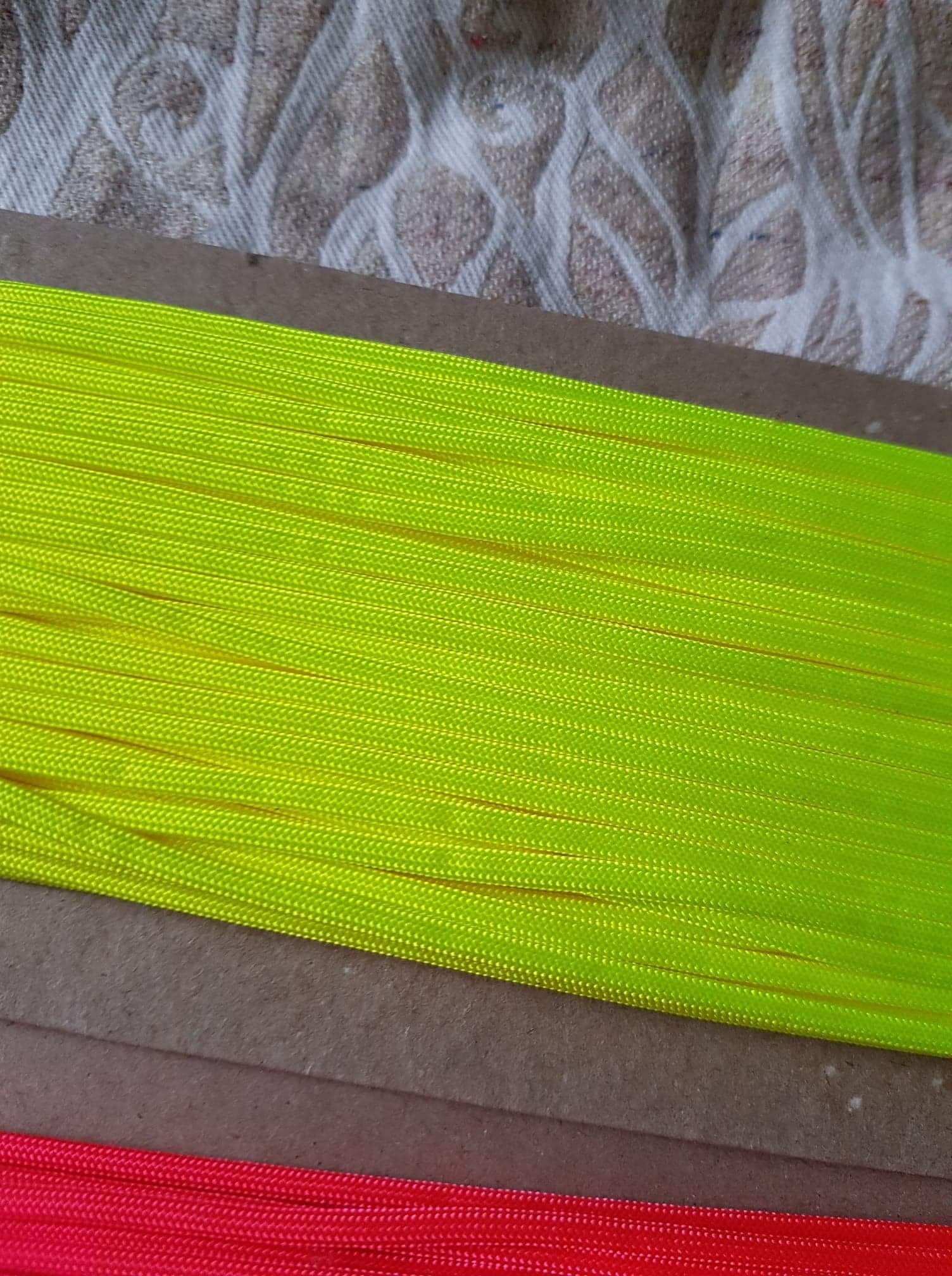 Paracord neon